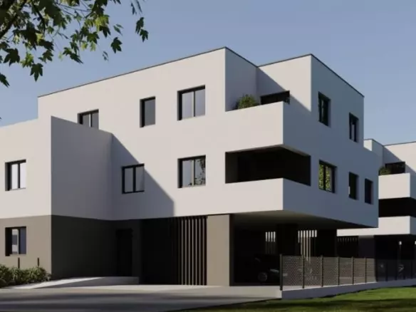 Land In Petrinja, Croatia (2.500 M²)