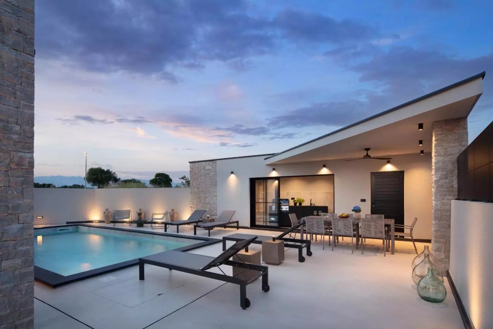 3-bedroom Villa In Visočane, Croatia (168 M²)