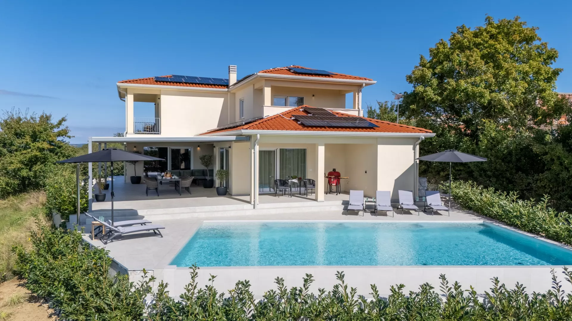 3-bedroom Detached House In Motovun, Croatia (255 M²)