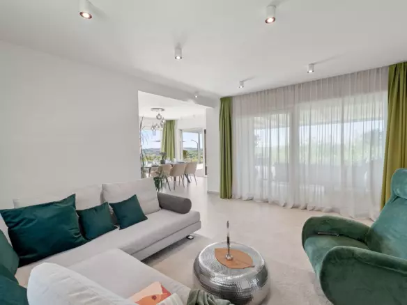 3-bedroom Detached House In Motovun, Croatia (255 M²)