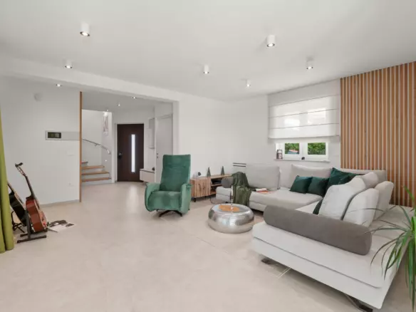 3-bedroom Detached House In Motovun, Croatia (255 M²)