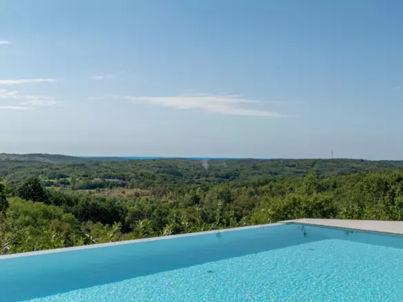 3-bedroom Detached House In Motovun, Croatia (255 M²)