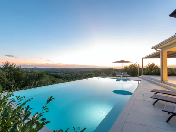 3-bedroom Detached House In Motovun, Croatia (255 M²)