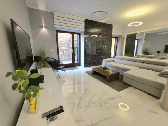 3-bedroom Apartment In Poreč, Croatia (113 M²)