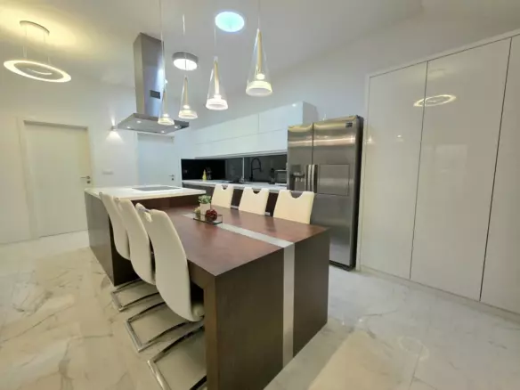 3-bedroom Apartment In Poreč, Croatia (113 M²)
