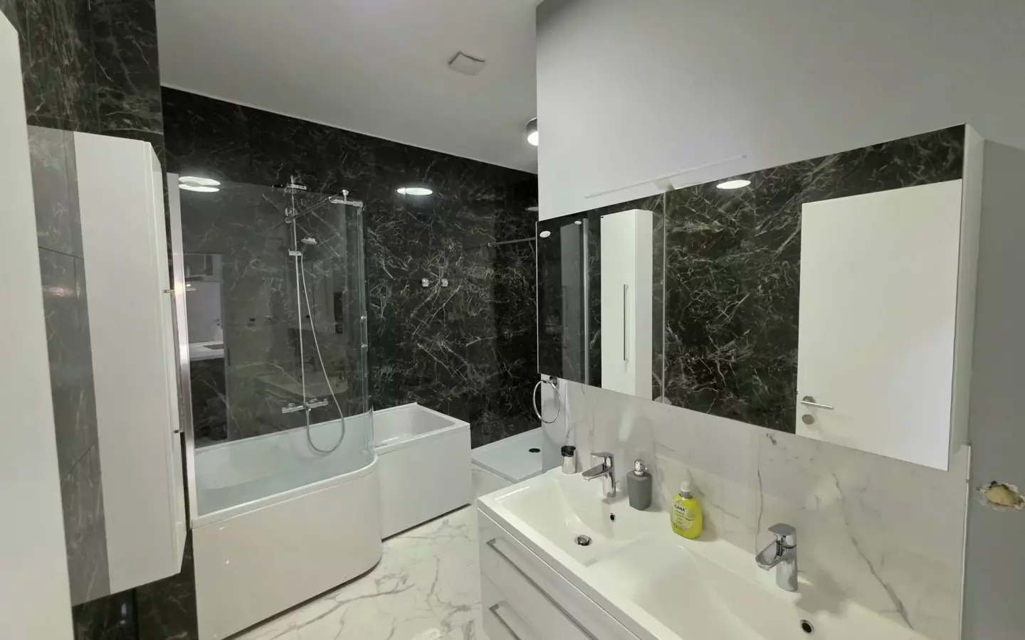 3-bedroom Apartment In Poreč, Croatia (113 M²)