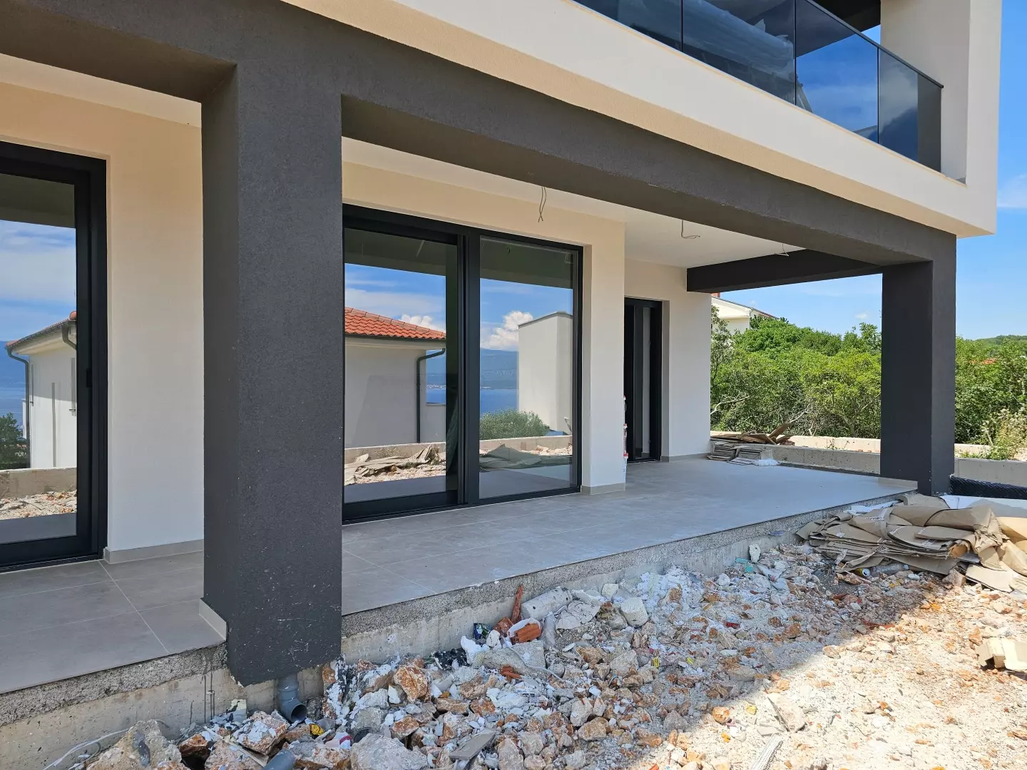 2-bedroom Apartment In Vrbnik, Croatia (155 M²)