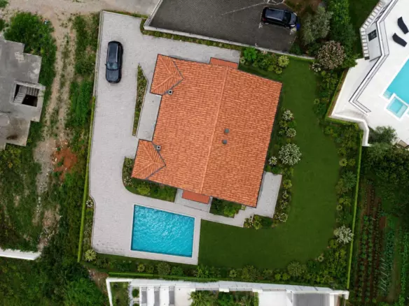 Apartment In Poljane