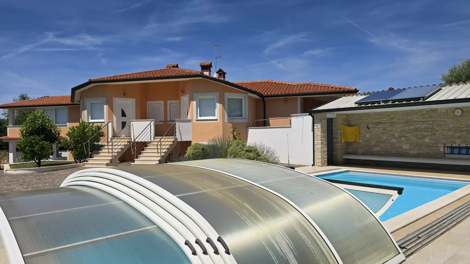 6-bedroom Detached House In Umag, Croatia (355 M²)