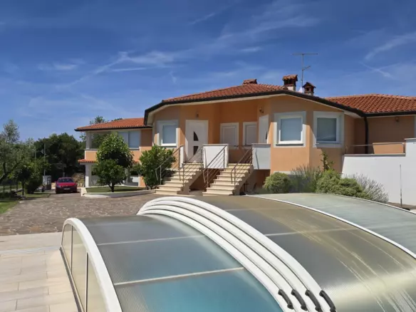 6-bedroom Detached House In Umag, Croatia (355 M²)