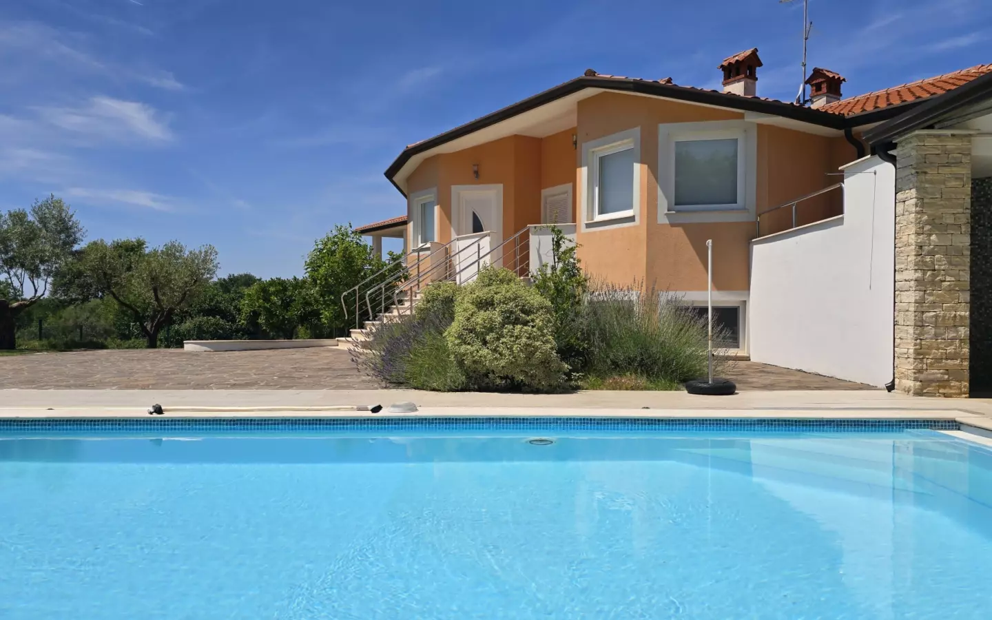 6-bedroom Detached House In Umag, Croatia (355 M²)