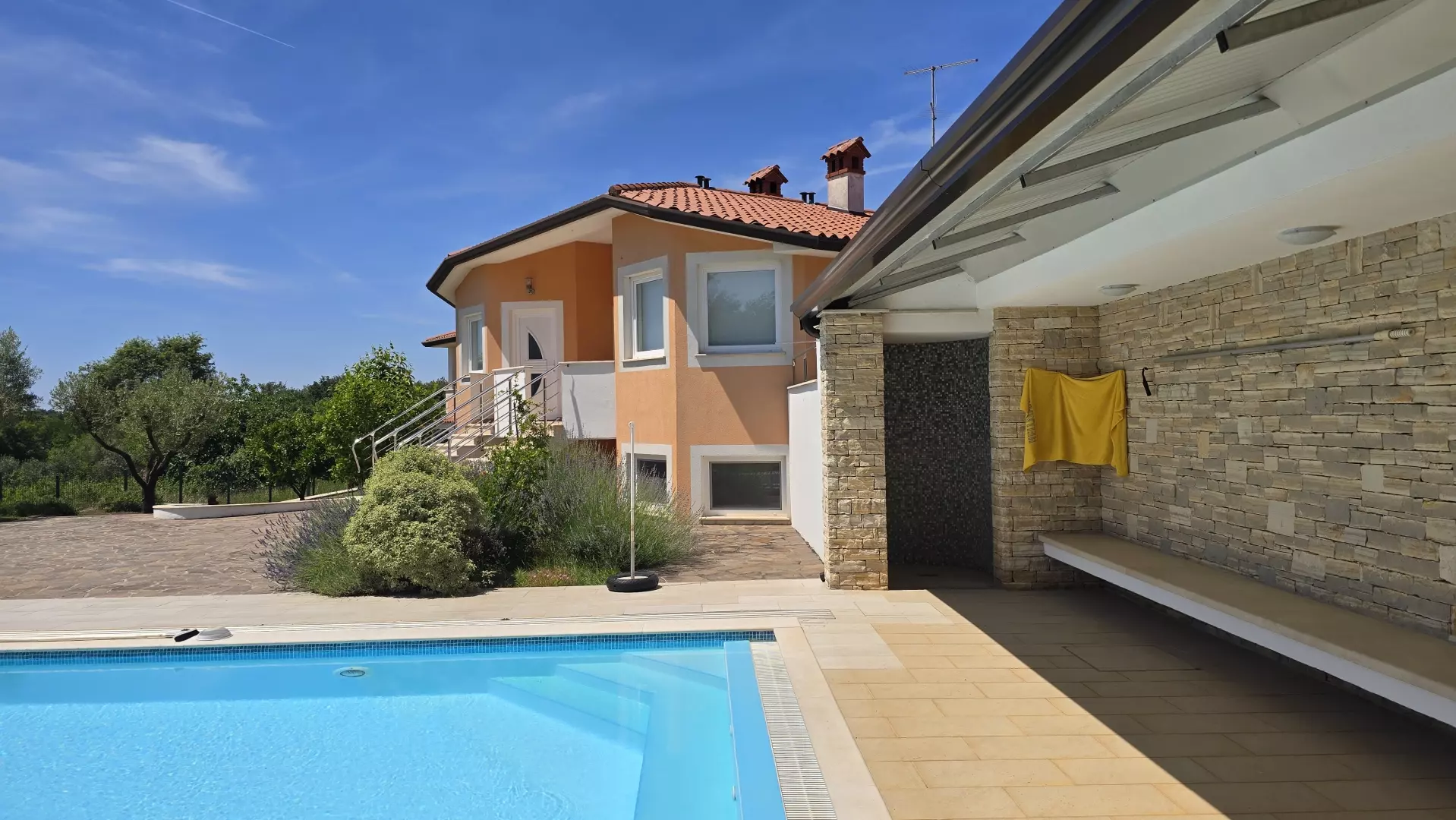 6-bedroom Detached House In Umag, Croatia (355 M²)