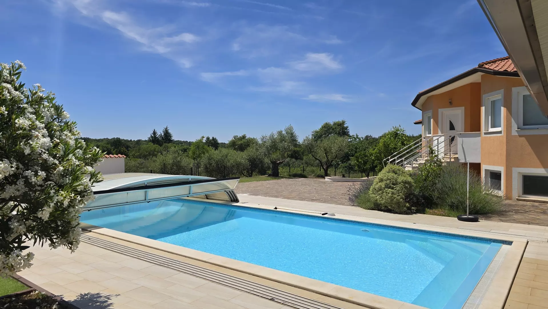 6-bedroom Detached House In Umag, Croatia (355 M²)