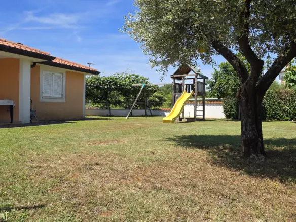6-bedroom Detached House In Umag, Croatia (355 M²)