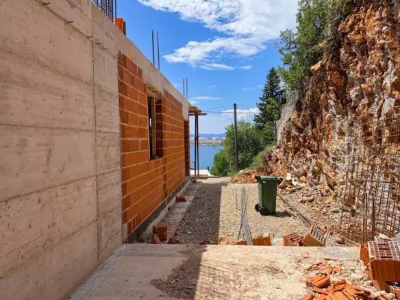 1-bedroom Apartment In Omišalj, Croatia (50 M²)