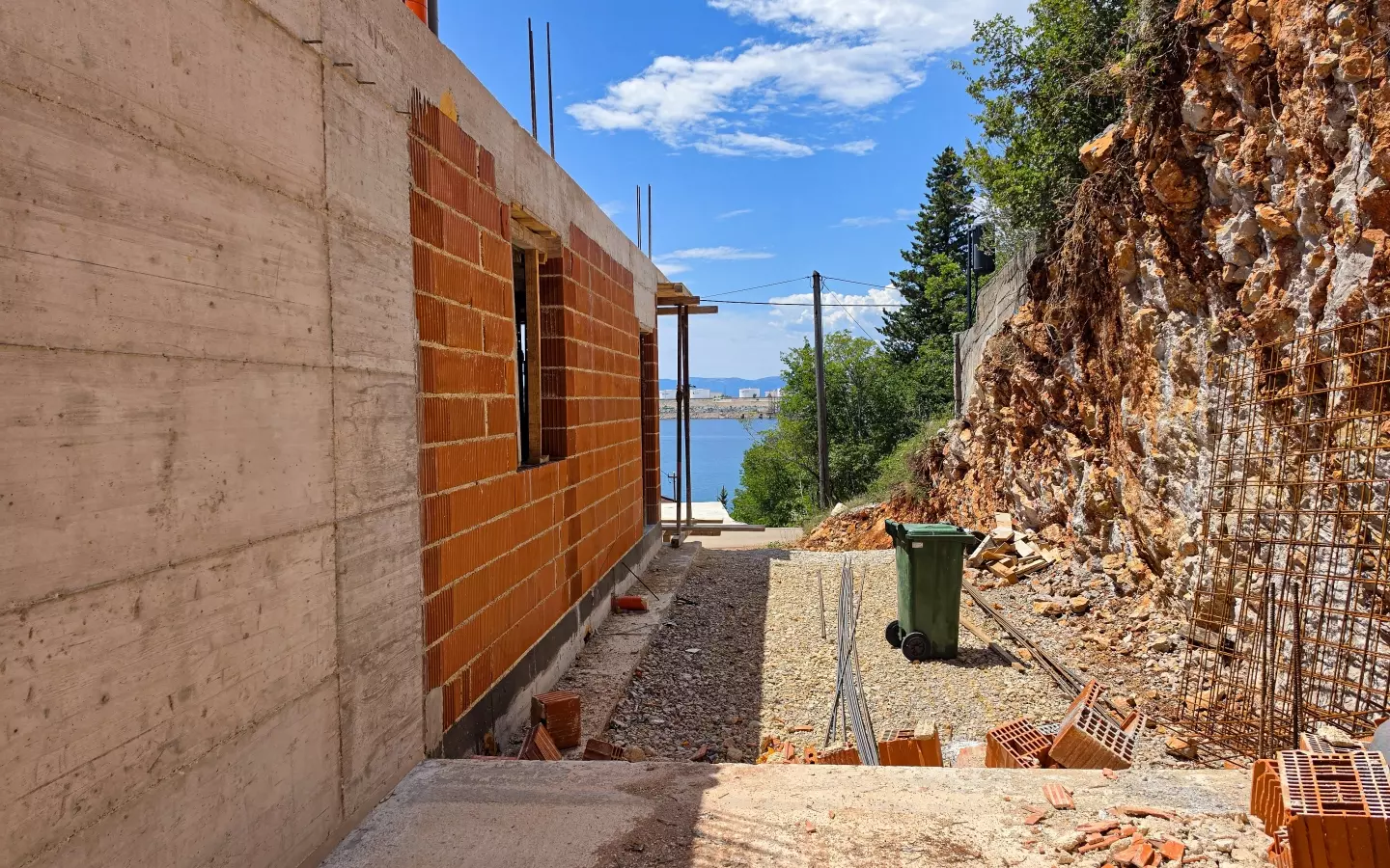 1-bedroom Apartment In Omišalj, Croatia (50 M²)