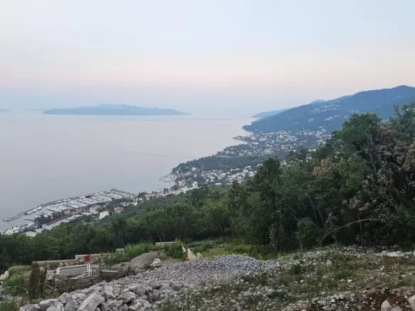 Land In Veprinac, Croatia (1.686 M²)