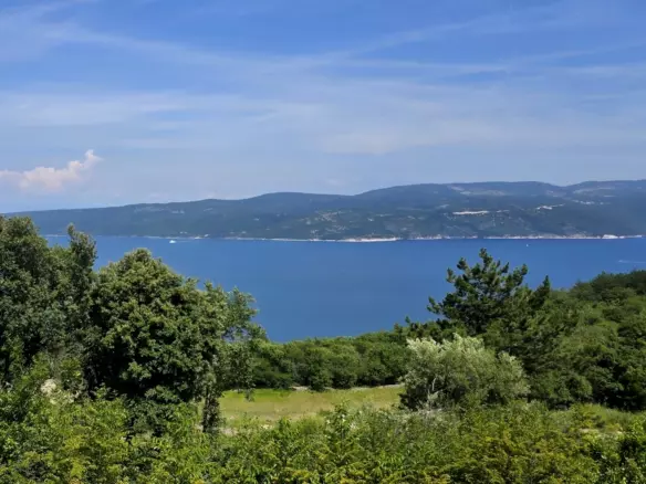 Land In Rabac, Croatia (1.041 M²)