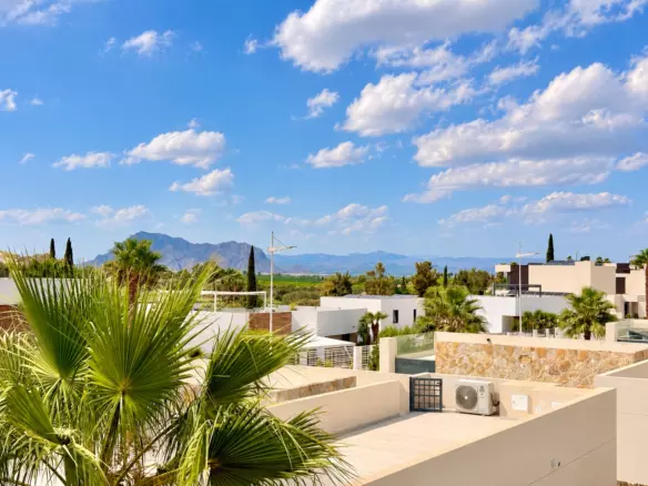 3-bedroom Villa In Alicante, Spain (125 M²)