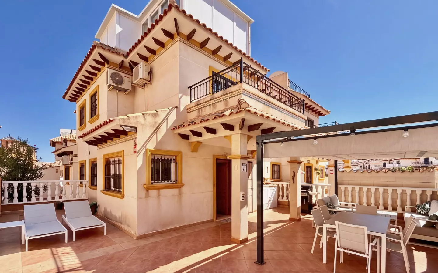 3-bedroom Townhouse In Orihuela Costa, Spain (86 M²)