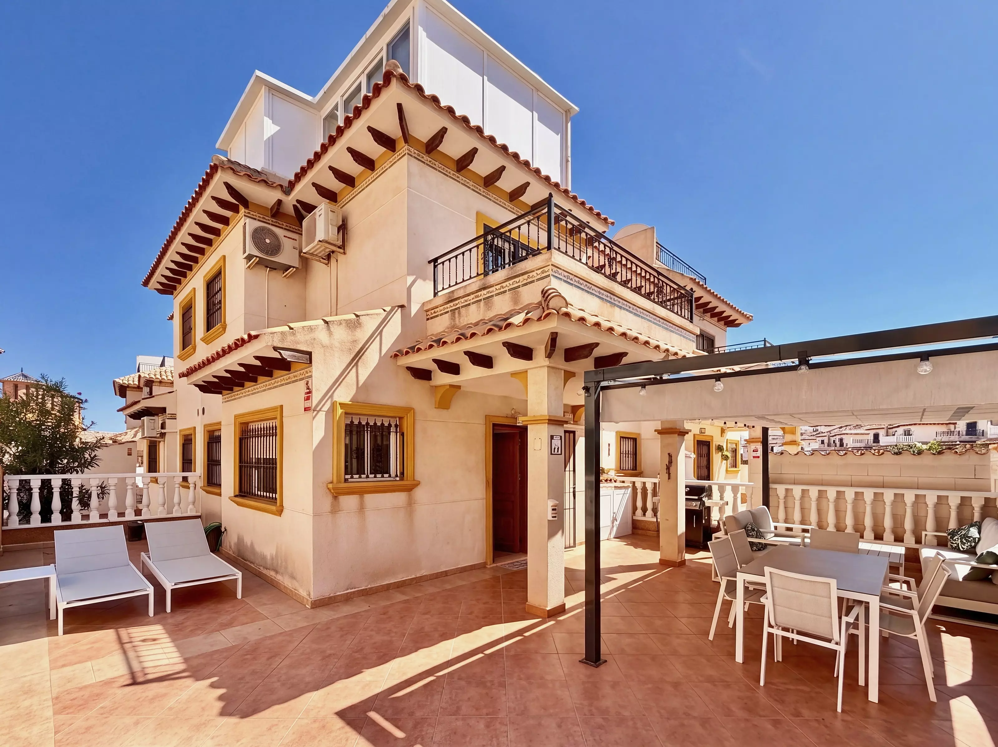 p-e808395a9880f1ee-229731 3-bedroom Townhouse In Orihuela Costa, Spain (86 M²)