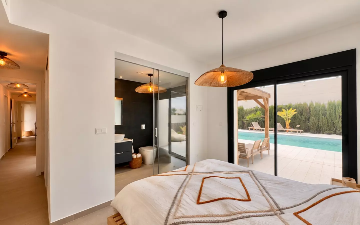 3-bedroom Villa In Alicante, Spain (125 M²)