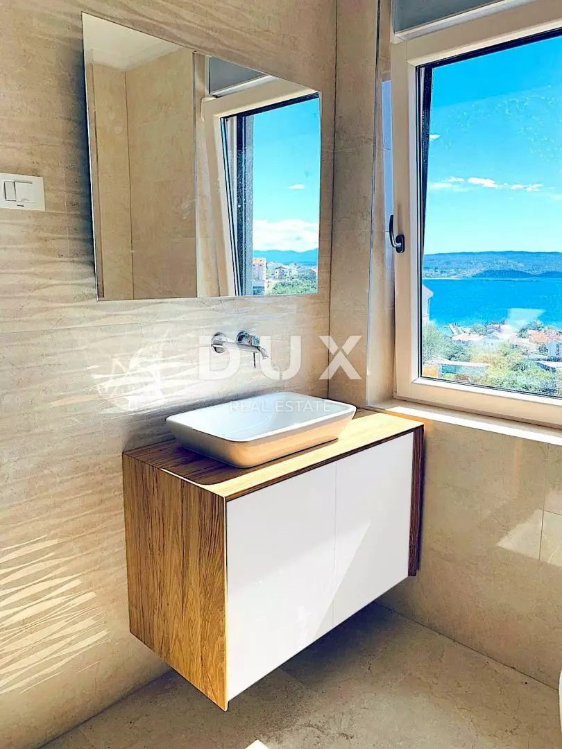 2-bedroom Apartment In Crikvenica, Croatia (70 M²)