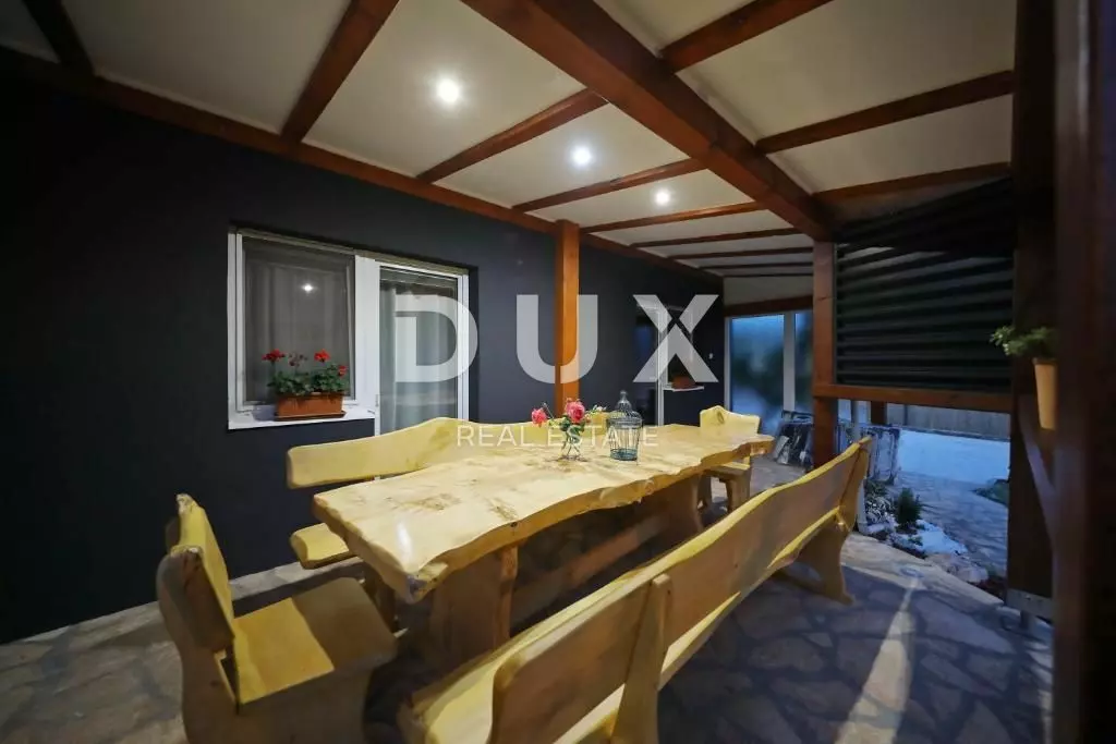 3-bedroom Villa In Debeljak, Croatia (239,46 M²)