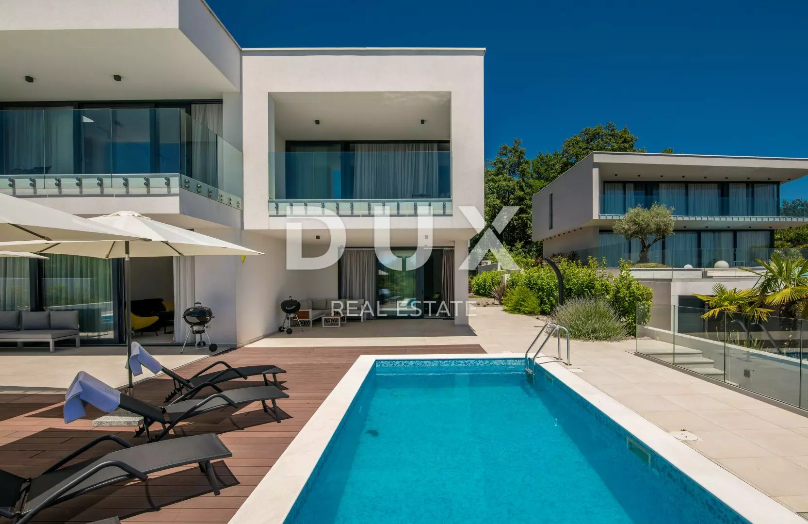 6-bedroom Villa In Veprinac, Croatia (516 M²)
