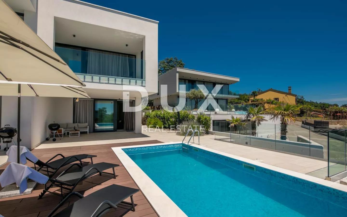 6-bedroom Villa In Veprinac, Croatia (516 M²)