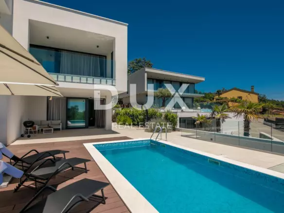 6-bedroom Villa In Veprinac, Croatia (516 M²)