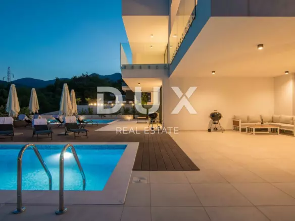 6-bedroom Villa In Veprinac, Croatia (516 M²)