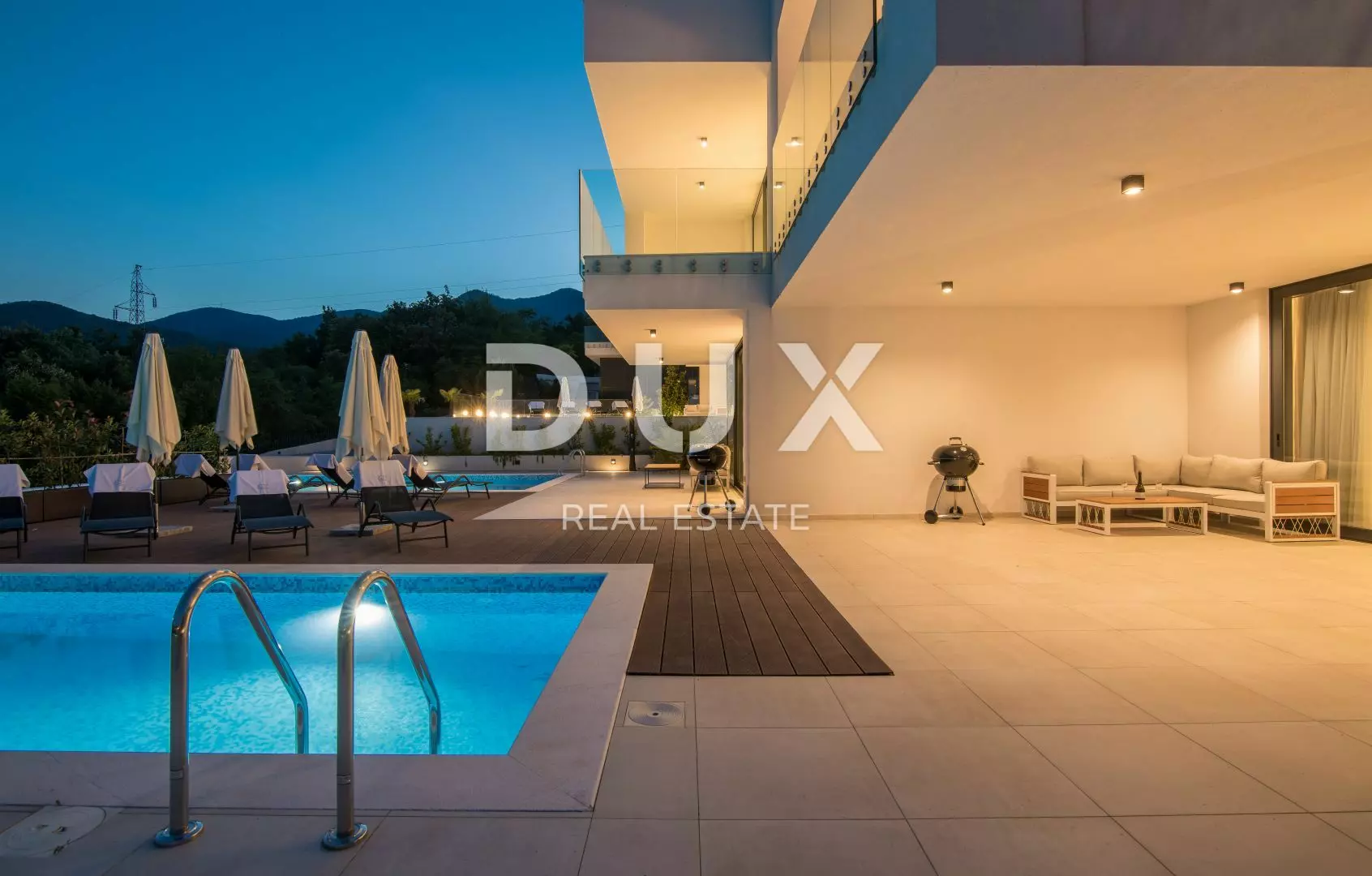 6-bedroom Villa In Veprinac, Croatia (516 M²)