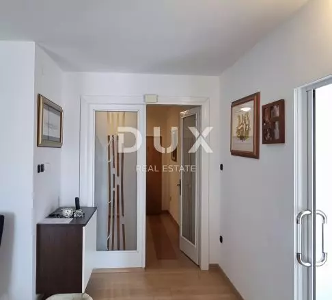 3-bedroom Apartment In Novi Vinodolski, Croatia (120 M²)