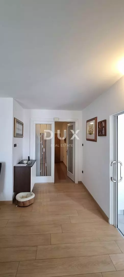 3-bedroom Apartment In Novi Vinodolski, Croatia (120 M²)