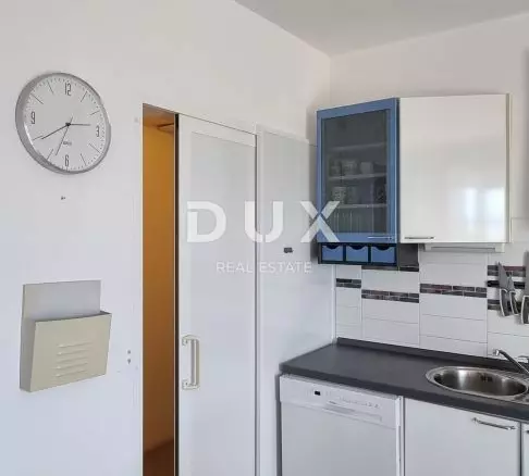 3-bedroom Apartment In Novi Vinodolski, Croatia (120 M²)