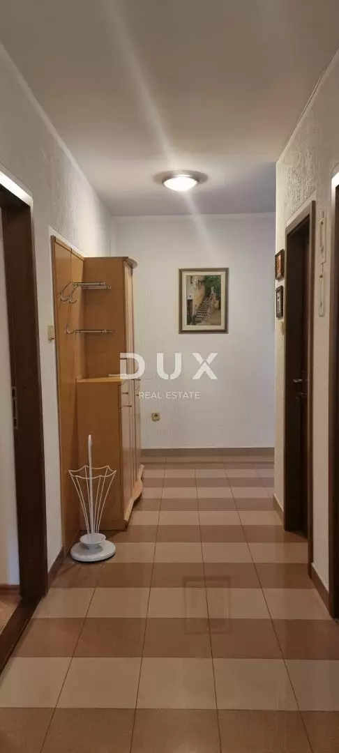 3-bedroom Apartment In Novi Vinodolski, Croatia (120 M²)