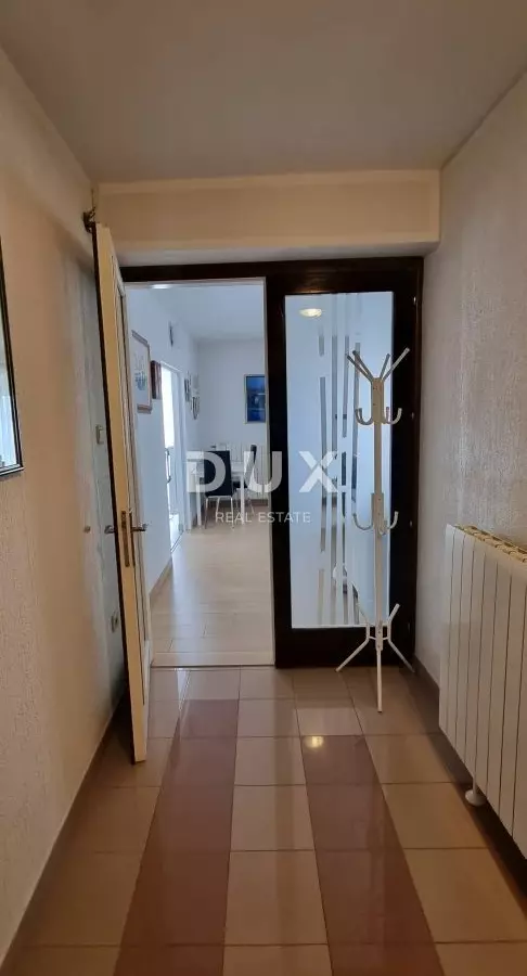 3-bedroom Apartment In Novi Vinodolski, Croatia (120 M²)