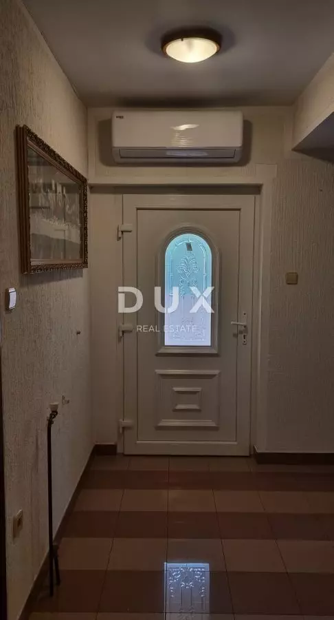 3-bedroom Apartment In Novi Vinodolski, Croatia (120 M²)