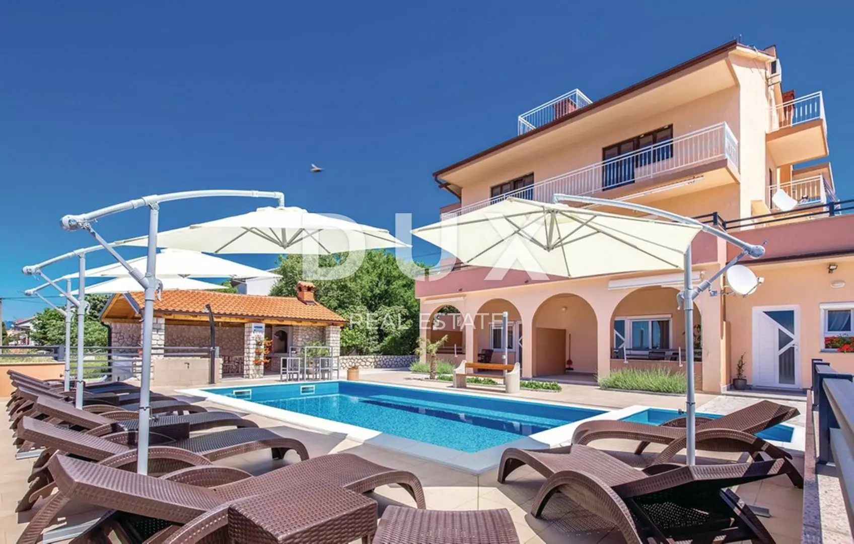 3-bedroom Apartment In Novi Vinodolski, Croatia (120 M²)