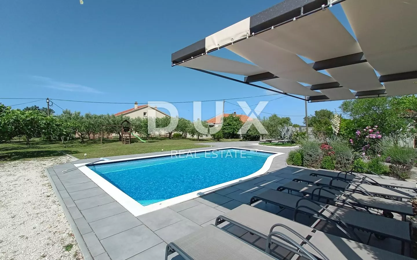 3-bedroom Villa In Debeljak, Croatia (239,46 M²)