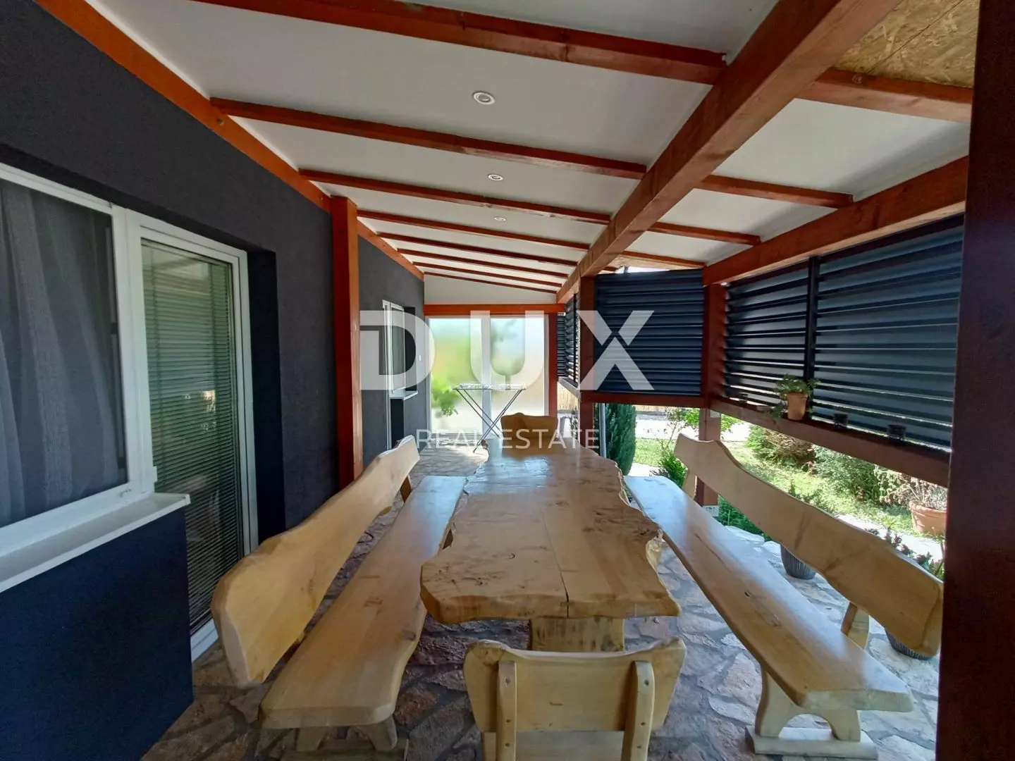 3-bedroom Villa In Debeljak, Croatia (239,46 M²)