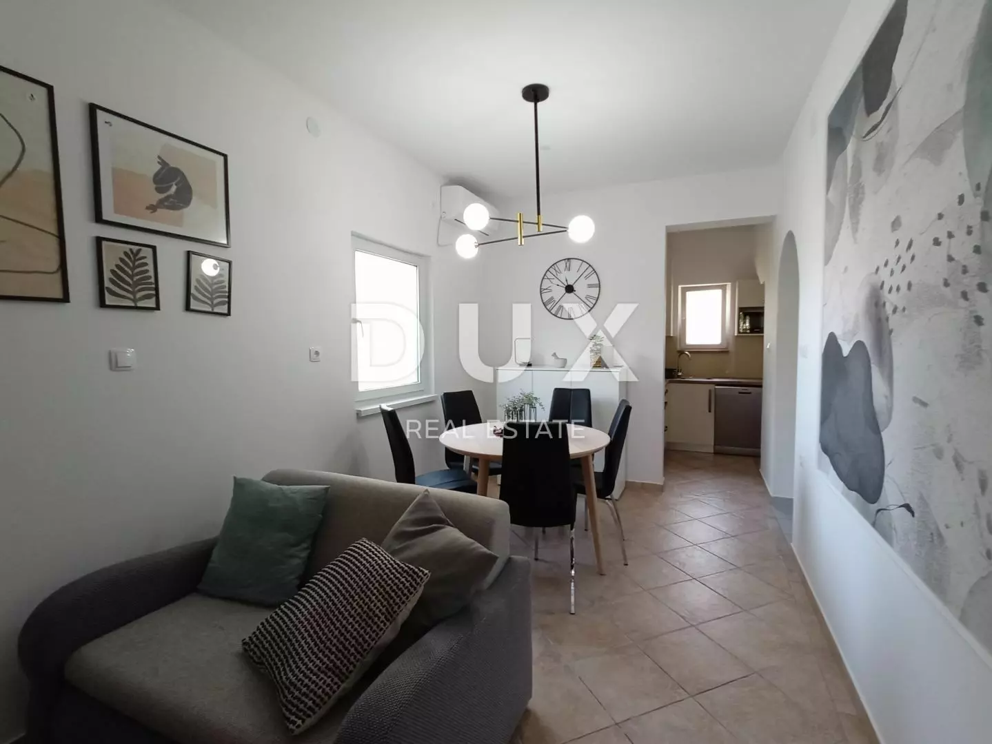 3-bedroom Villa In Debeljak, Croatia (239,46 M²)