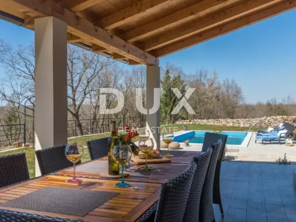 3-bedroom Villa In Sveti Lovreč, Croatia (142 M²)