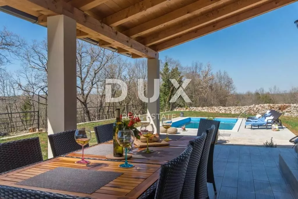 3-bedroom Villa In Sveti Lovreč, Croatia (142 M²)
