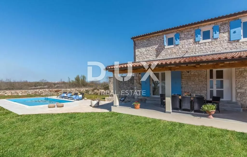 3-bedroom Villa In Sveti Lovreč, Croatia (142 M²)