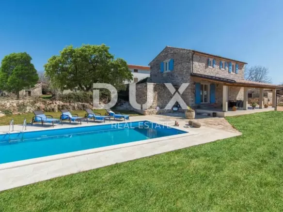 3-bedroom Villa In Sveti Lovreč, Croatia (142 M²)