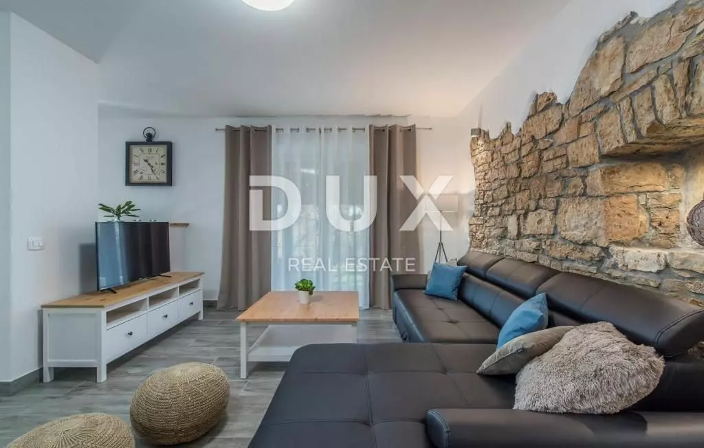 3-bedroom Villa In Sveti Lovreč, Croatia (142 M²)