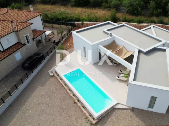 3-bedroom Villa In Linardići, Croatia (135 M²)