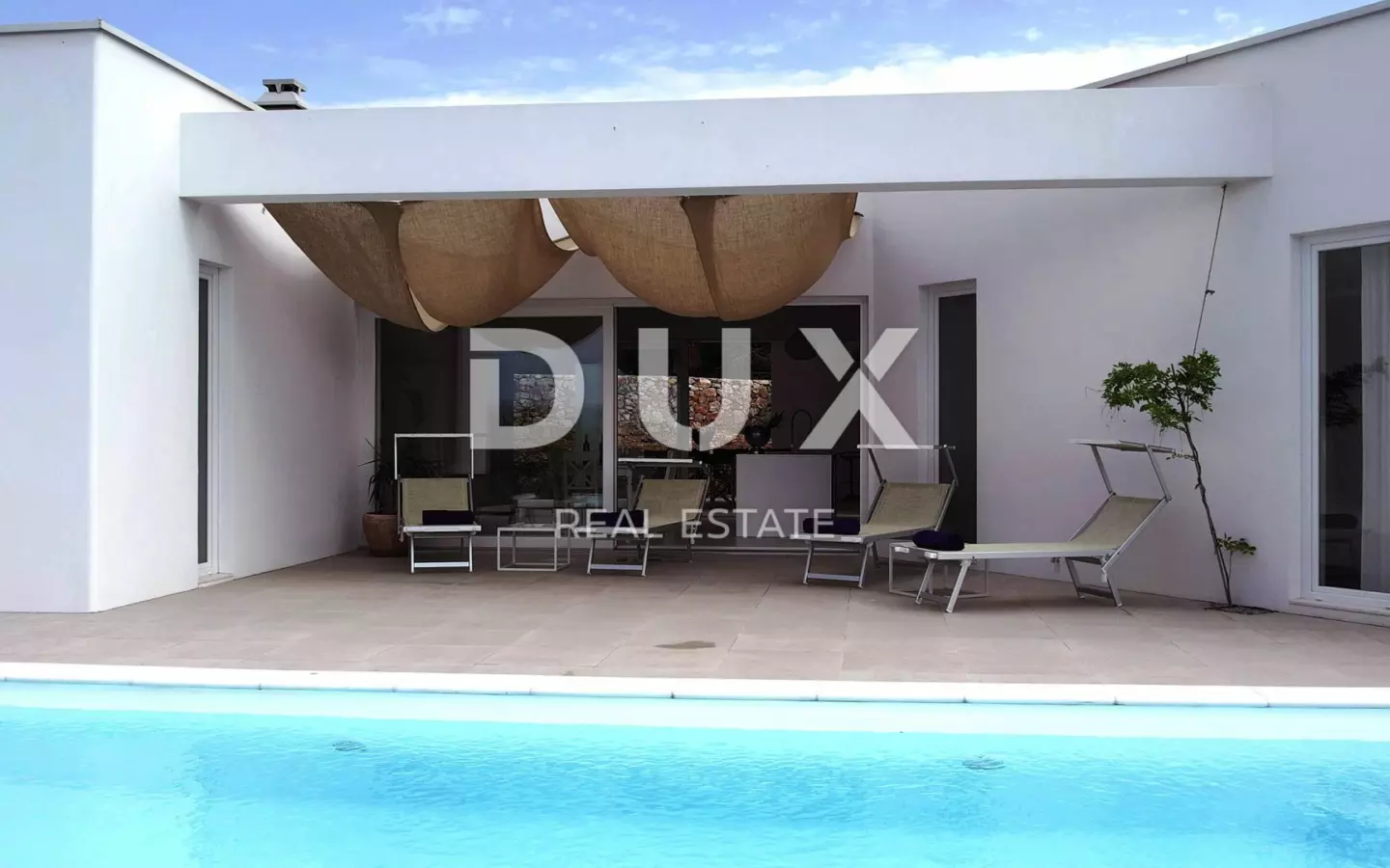 3-bedroom Villa In Linardići, Croatia (135 M²)